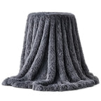 Plaid fausse fourrure gris