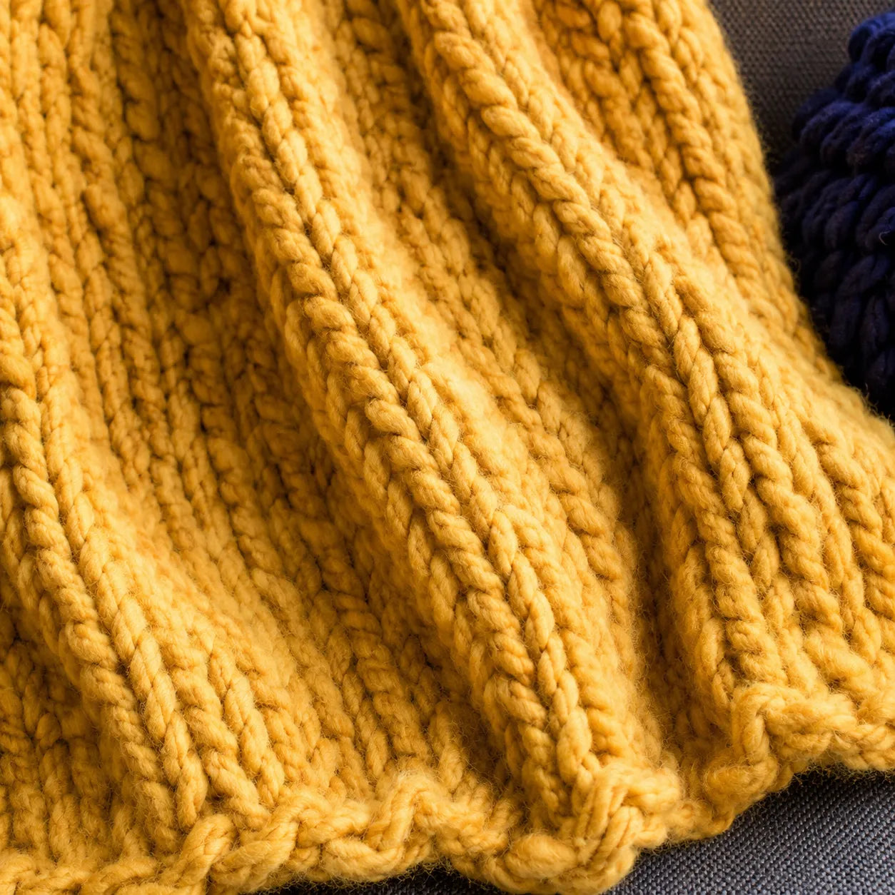 Plaid grosse maille jaune